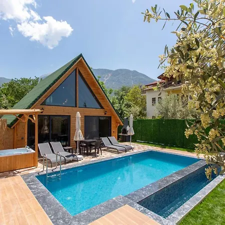 Fethiyede Mustakil Ozel Havuzlu Bungalow Apartment Fethiye