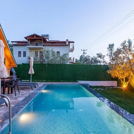 Fethiyede Mustakil Ozel Havuzlu Bungalow Apartment
